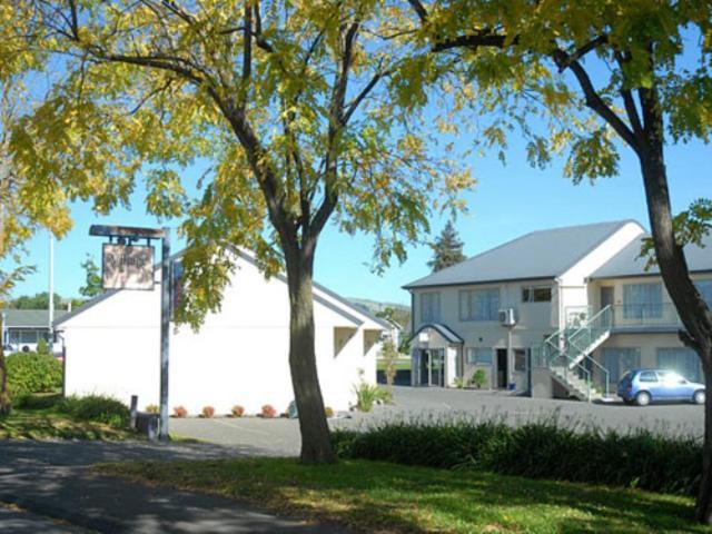 Village Motel Havelock North Exterior photo